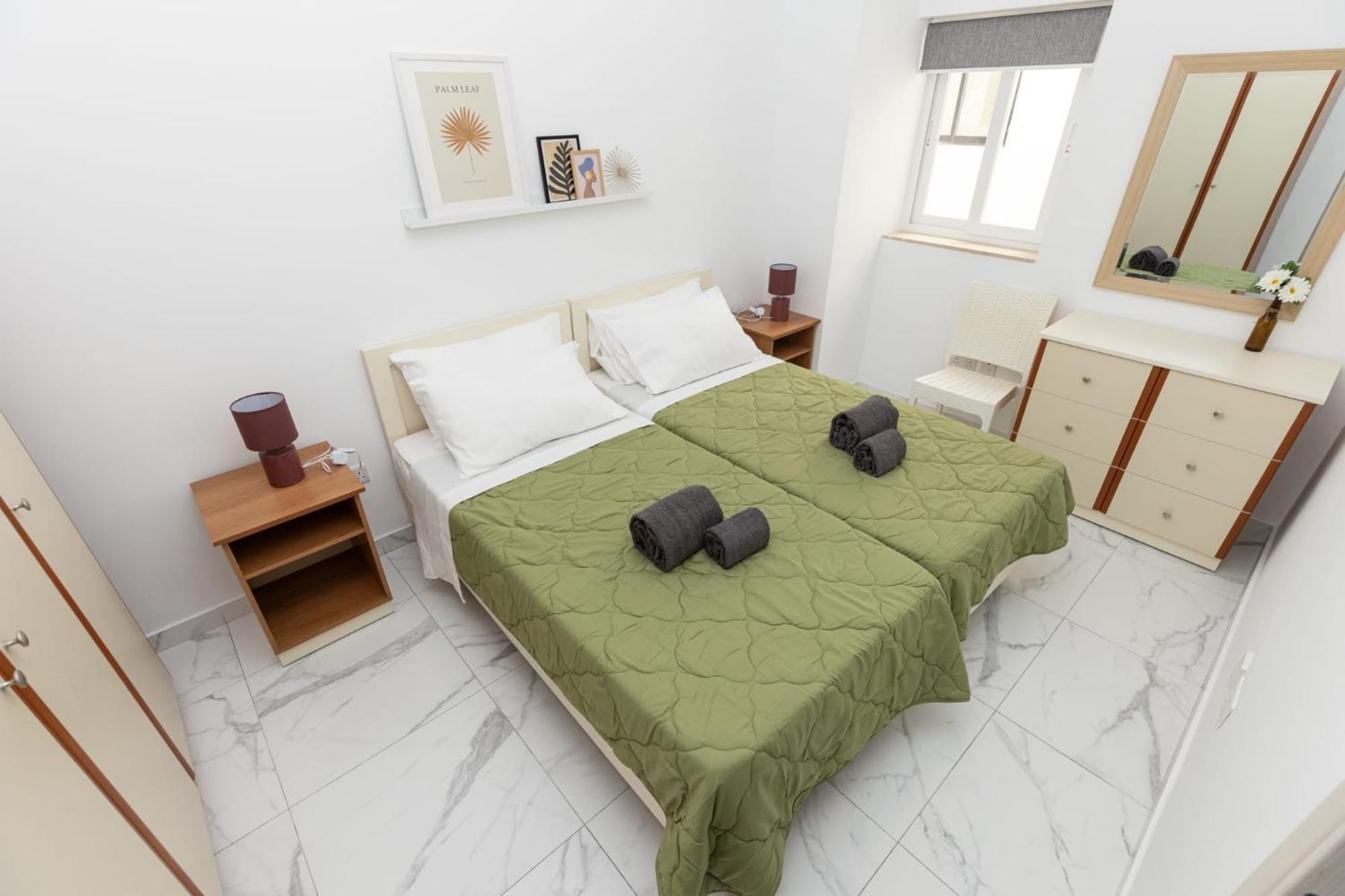 Bordino 2 Bedroom Apartment خليج سانت بول المظهر الخارجي الصورة